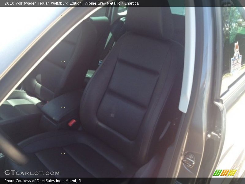 Alpine Grey Metallic / Charcoal 2010 Volkswagen Tiguan Wolfsburg Edition