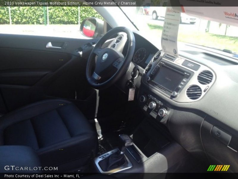 Alpine Grey Metallic / Charcoal 2010 Volkswagen Tiguan Wolfsburg Edition