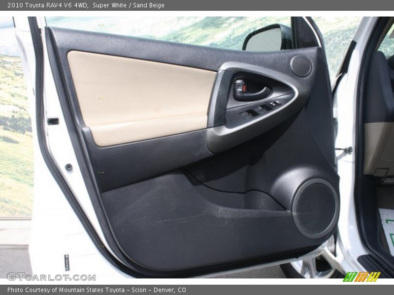 Super White / Sand Beige 2010 Toyota RAV4 V6 4WD