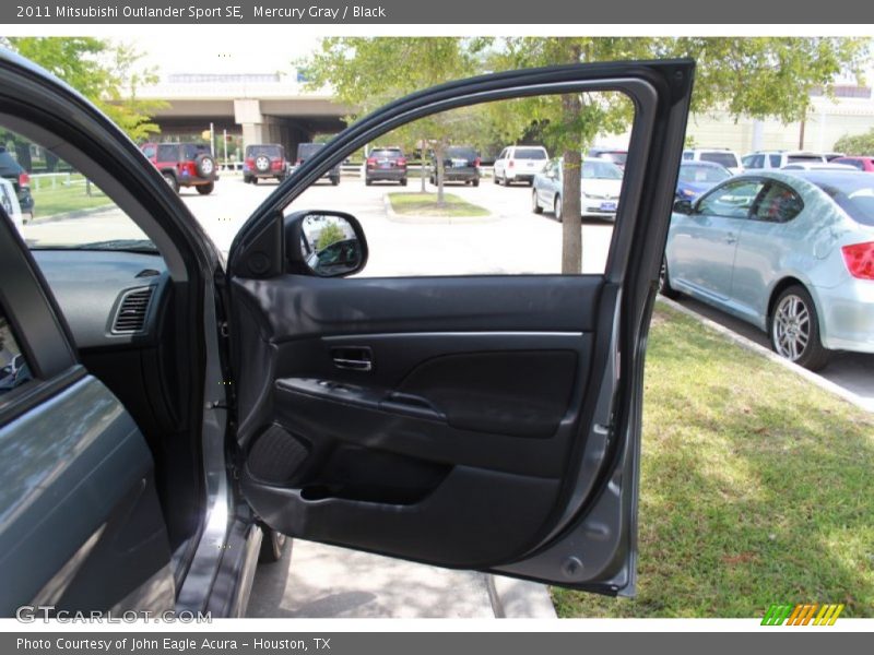 Mercury Gray / Black 2011 Mitsubishi Outlander Sport SE
