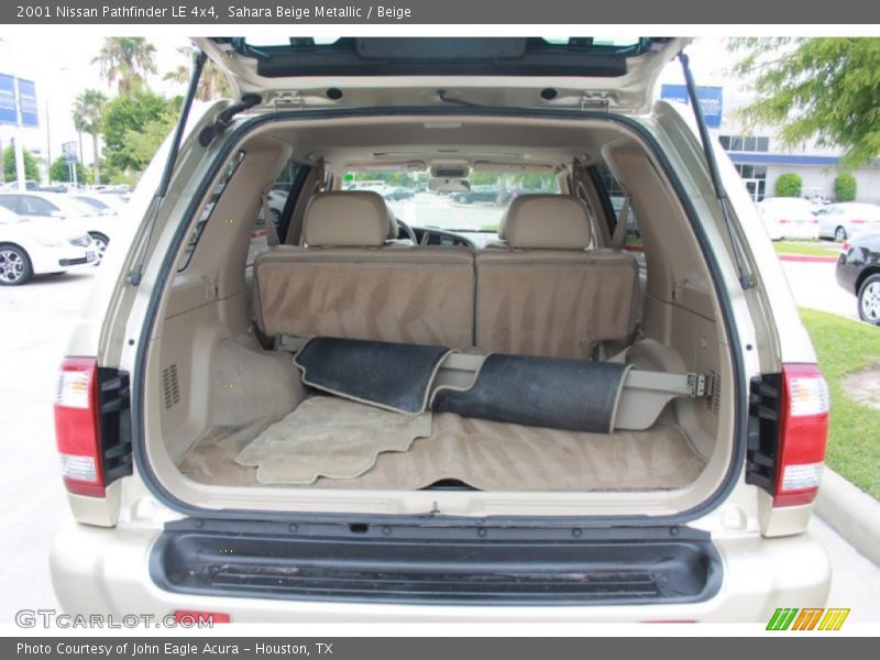 Sahara Beige Metallic / Beige 2001 Nissan Pathfinder LE 4x4
