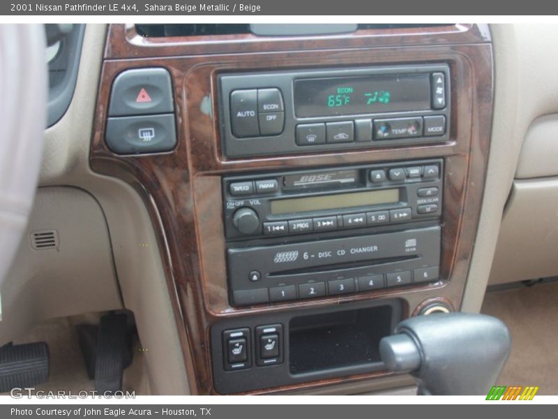 Sahara Beige Metallic / Beige 2001 Nissan Pathfinder LE 4x4