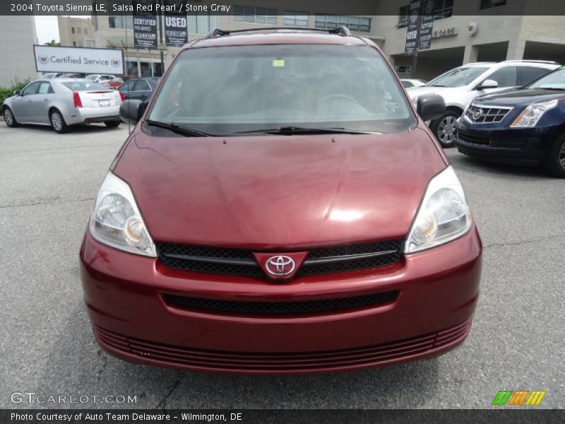 Salsa Red Pearl / Stone Gray 2004 Toyota Sienna LE