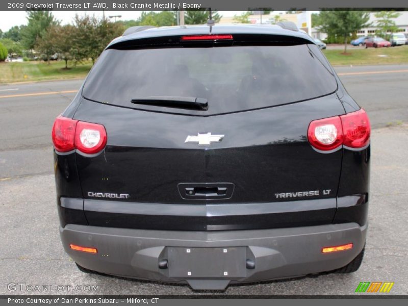 Black Granite Metallic / Ebony 2009 Chevrolet Traverse LT AWD
