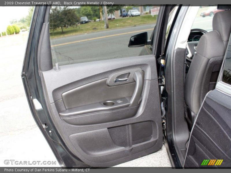 Black Granite Metallic / Ebony 2009 Chevrolet Traverse LT AWD