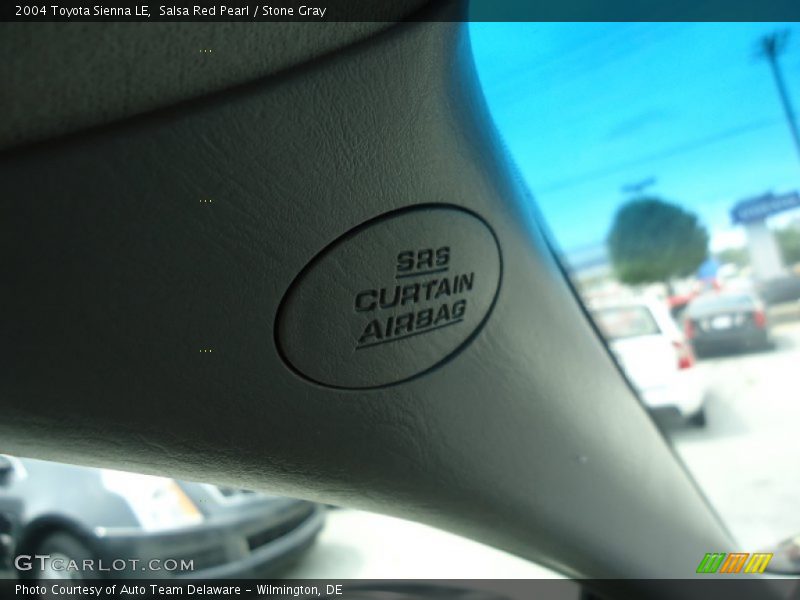 Salsa Red Pearl / Stone Gray 2004 Toyota Sienna LE
