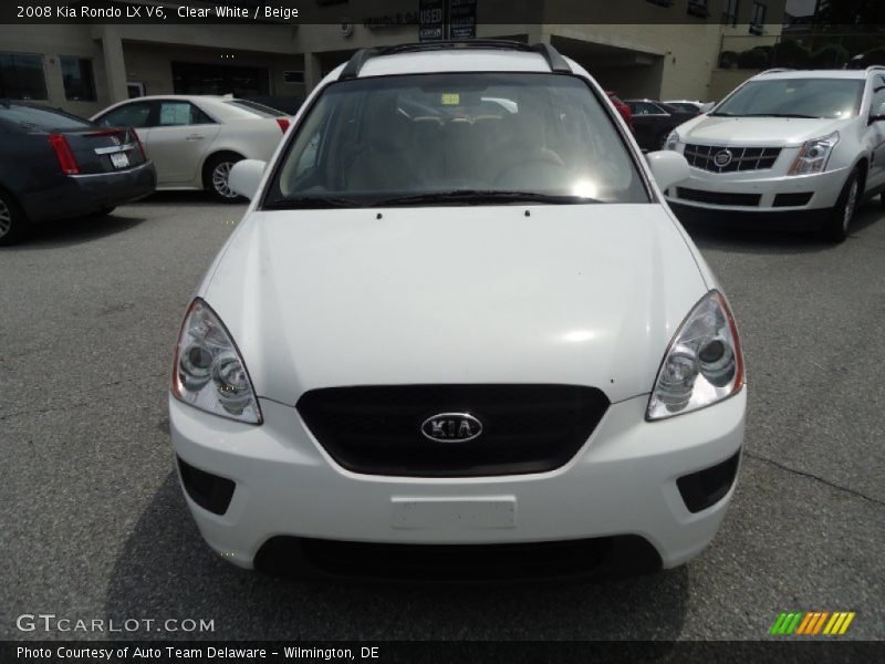 Clear White / Beige 2008 Kia Rondo LX V6