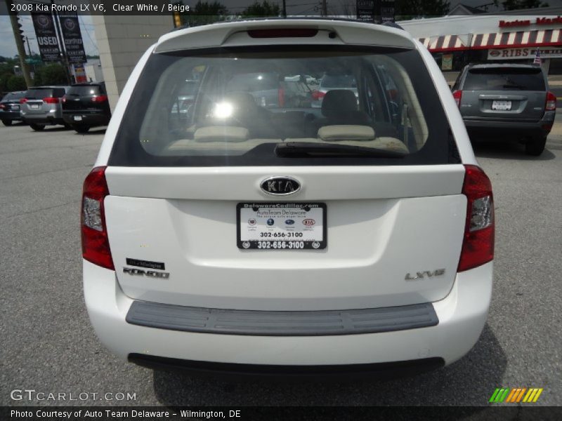 Clear White / Beige 2008 Kia Rondo LX V6