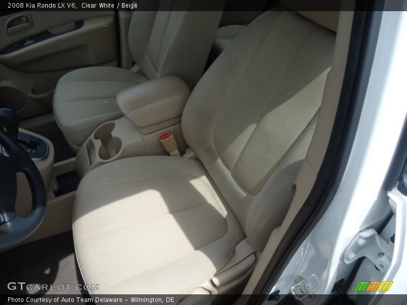 Clear White / Beige 2008 Kia Rondo LX V6