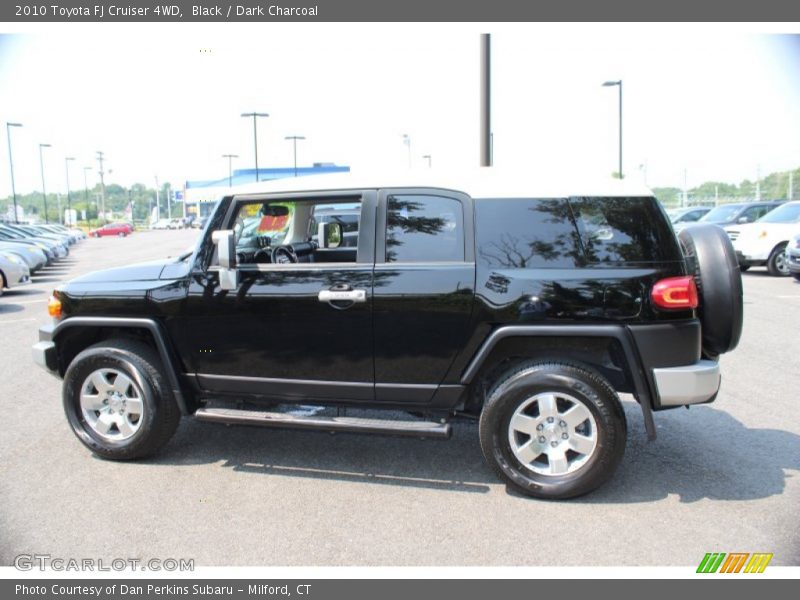 Black / Dark Charcoal 2010 Toyota FJ Cruiser 4WD