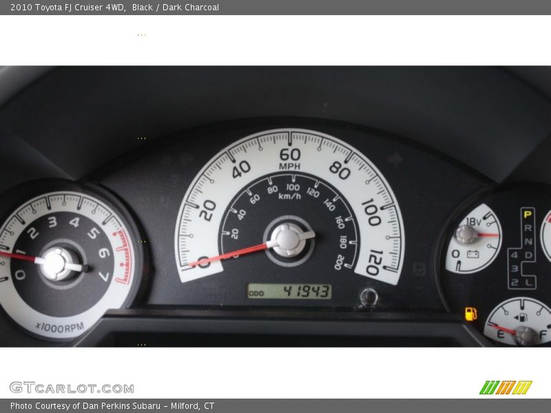 Black / Dark Charcoal 2010 Toyota FJ Cruiser 4WD
