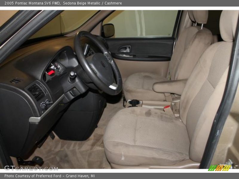 Front Seat of 2005 Montana SV6 FWD