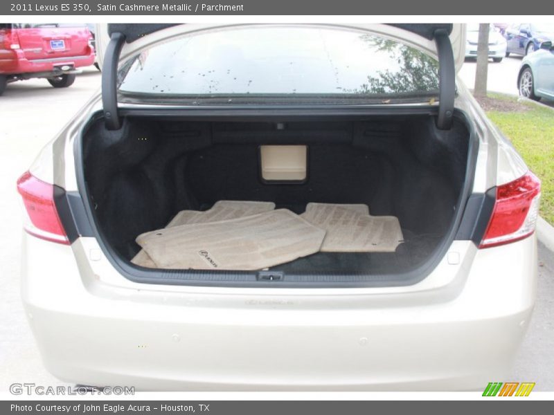 Satin Cashmere Metallic / Parchment 2011 Lexus ES 350