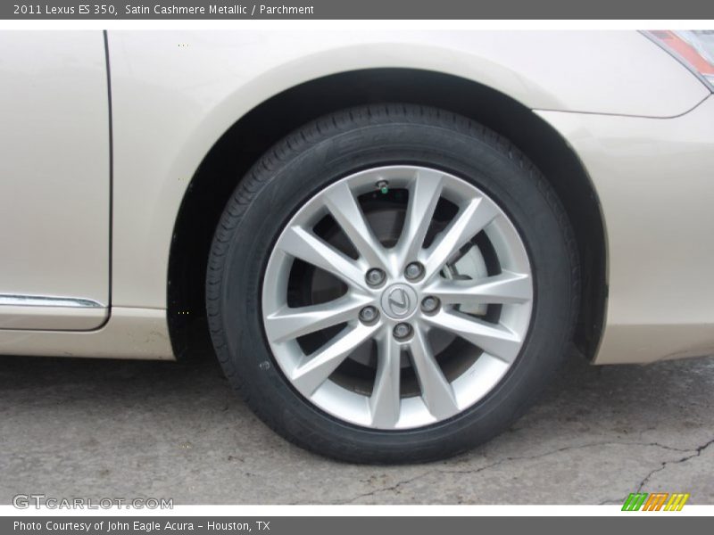 Satin Cashmere Metallic / Parchment 2011 Lexus ES 350