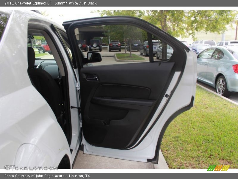 Summit White / Jet Black 2011 Chevrolet Equinox LT