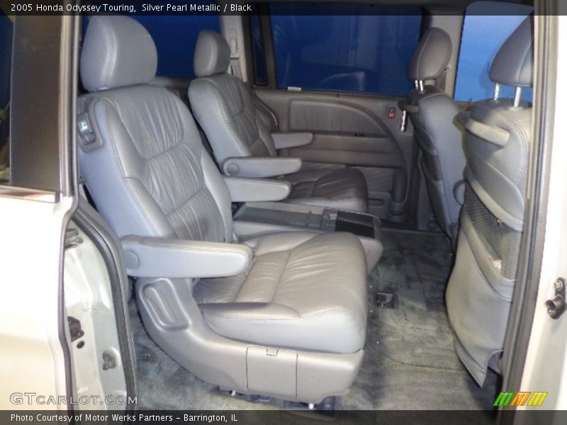 Silver Pearl Metallic / Black 2005 Honda Odyssey Touring