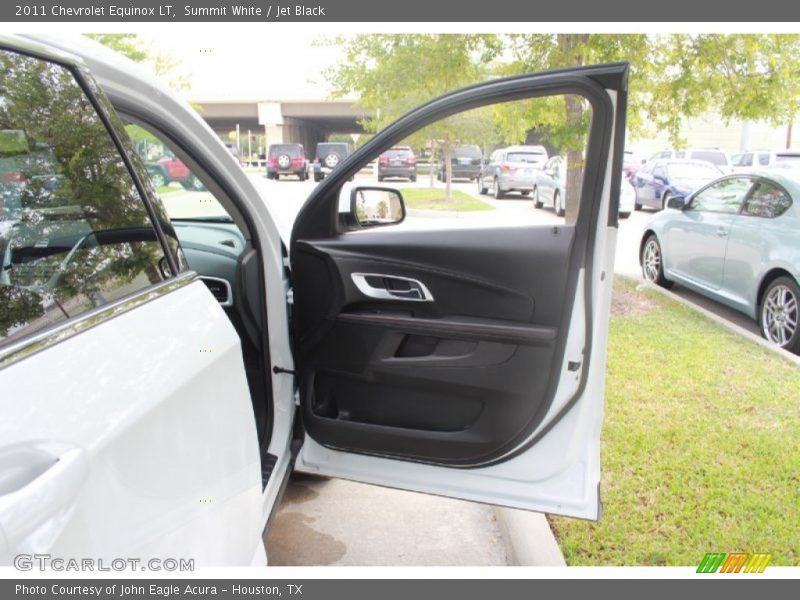 Summit White / Jet Black 2011 Chevrolet Equinox LT