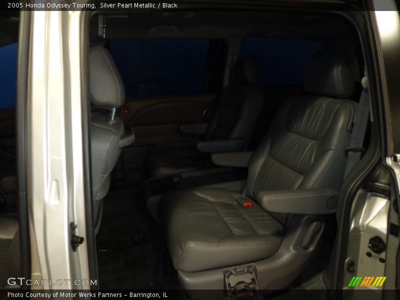 Silver Pearl Metallic / Black 2005 Honda Odyssey Touring