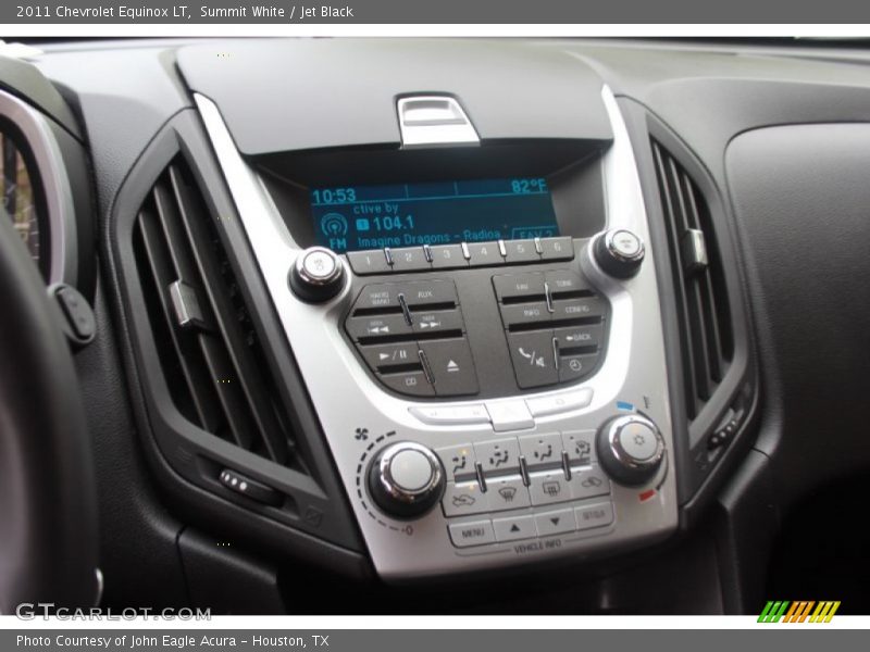 Summit White / Jet Black 2011 Chevrolet Equinox LT