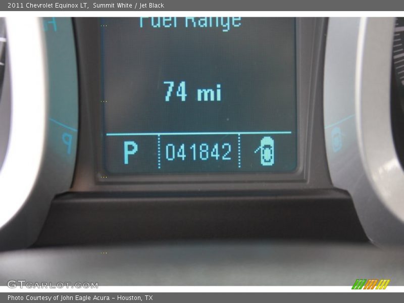 Summit White / Jet Black 2011 Chevrolet Equinox LT