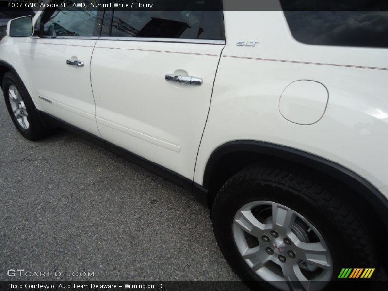 Summit White / Ebony 2007 GMC Acadia SLT AWD