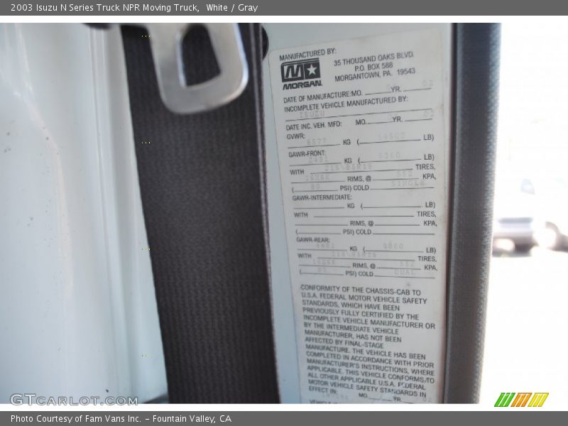 White / Gray 2003 Isuzu N Series Truck NPR Moving Truck