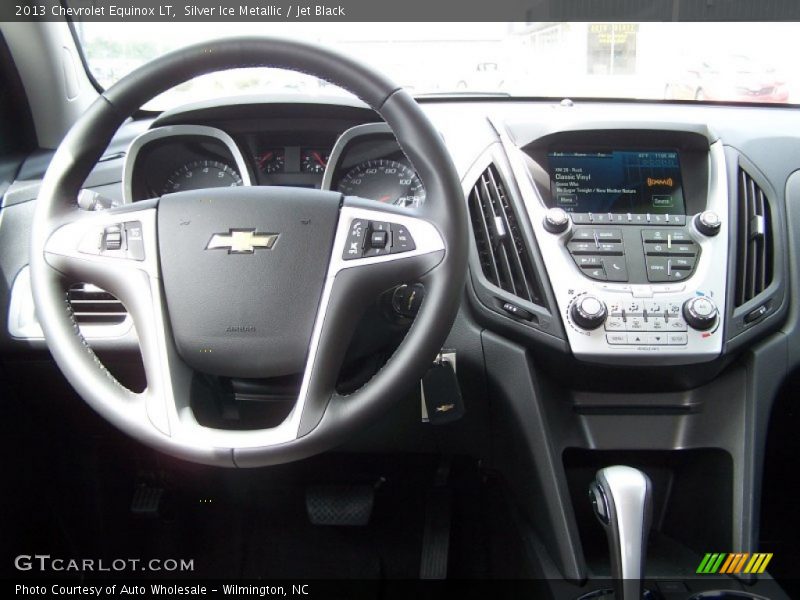 Silver Ice Metallic / Jet Black 2013 Chevrolet Equinox LT