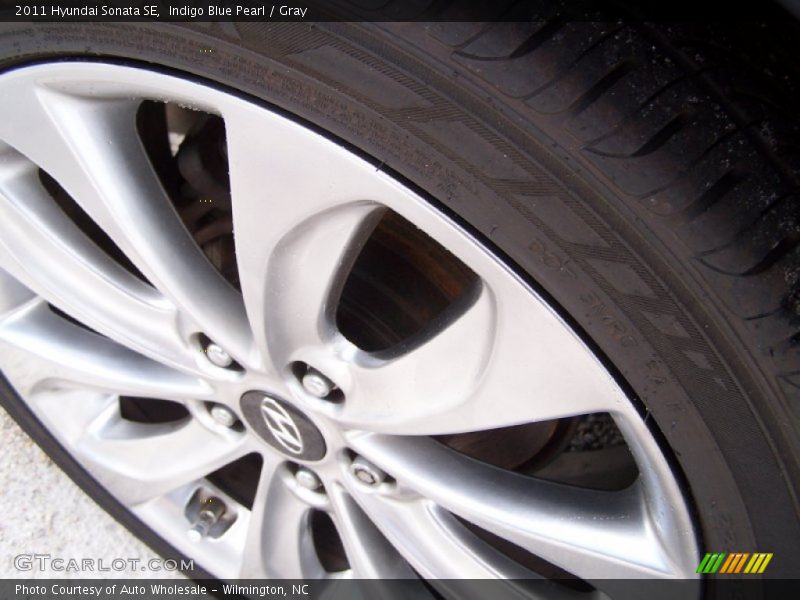 Indigo Blue Pearl / Gray 2011 Hyundai Sonata SE