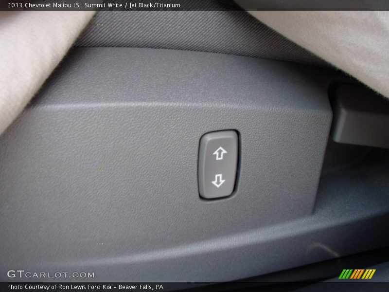 Summit White / Jet Black/Titanium 2013 Chevrolet Malibu LS