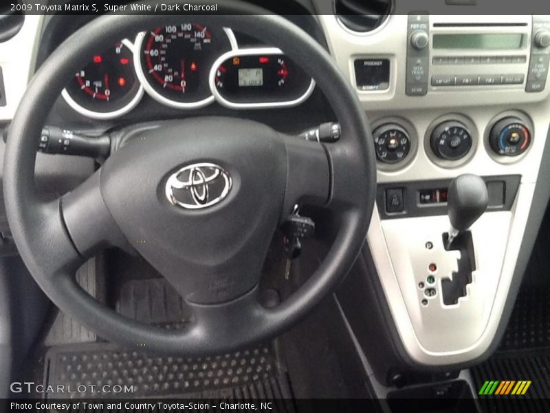 Super White / Dark Charcoal 2009 Toyota Matrix S