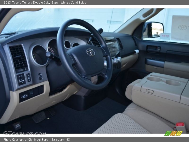 Super White / Sand Beige 2013 Toyota Tundra Double Cab