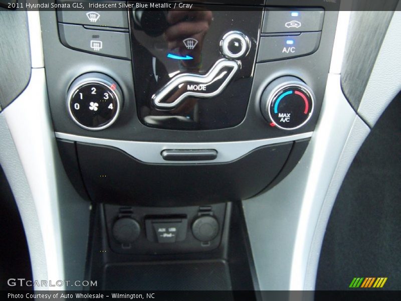 Iridescent Silver Blue Metallic / Gray 2011 Hyundai Sonata GLS