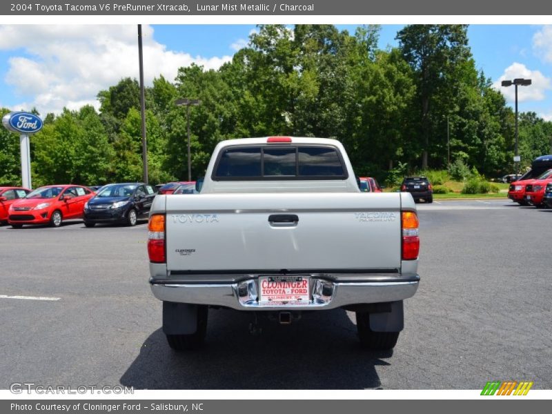 Lunar Mist Metallic / Charcoal 2004 Toyota Tacoma V6 PreRunner Xtracab