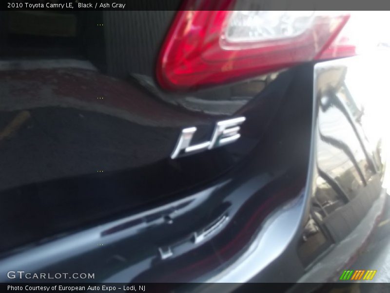 Black / Ash Gray 2010 Toyota Camry LE