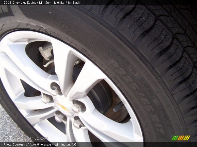 Summit White / Jet Black 2013 Chevrolet Equinox LT