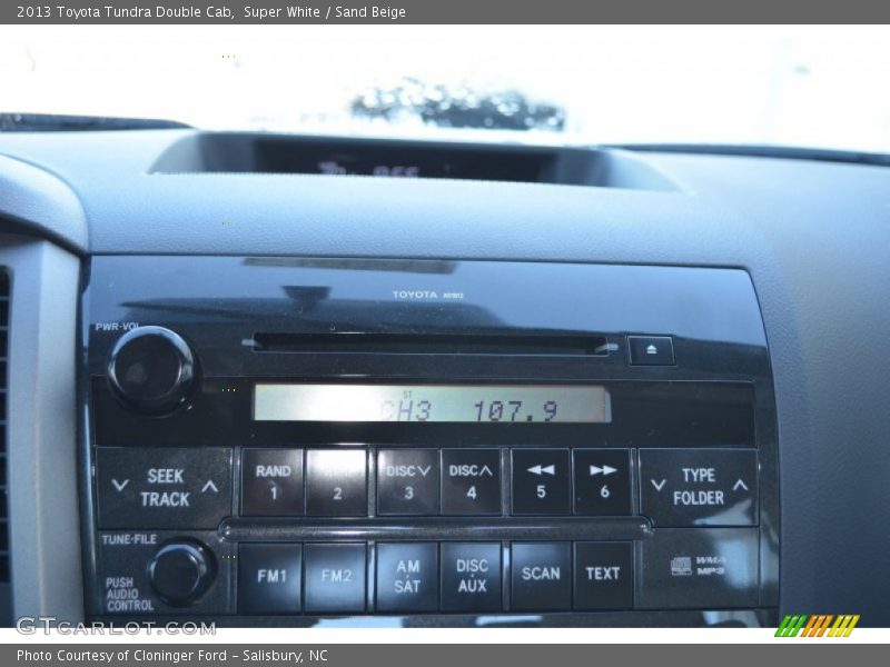 Super White / Sand Beige 2013 Toyota Tundra Double Cab