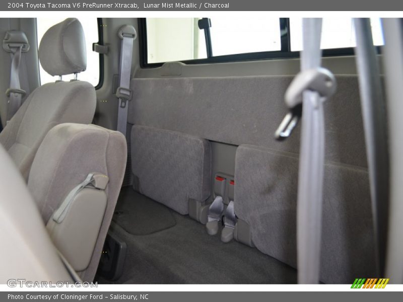 Lunar Mist Metallic / Charcoal 2004 Toyota Tacoma V6 PreRunner Xtracab