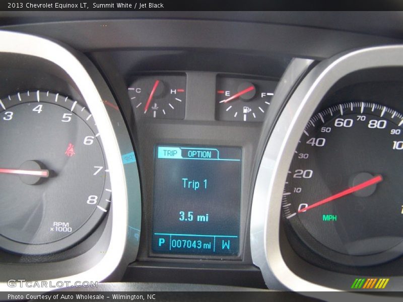Summit White / Jet Black 2013 Chevrolet Equinox LT