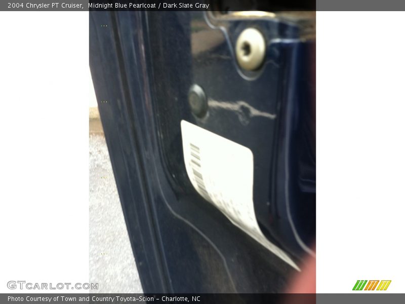 Midnight Blue Pearlcoat / Dark Slate Gray 2004 Chrysler PT Cruiser
