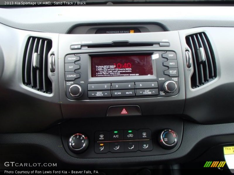 Controls of 2013 Sportage LX AWD