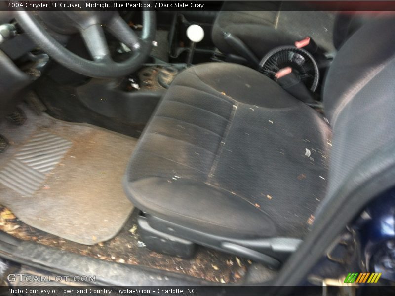 Midnight Blue Pearlcoat / Dark Slate Gray 2004 Chrysler PT Cruiser