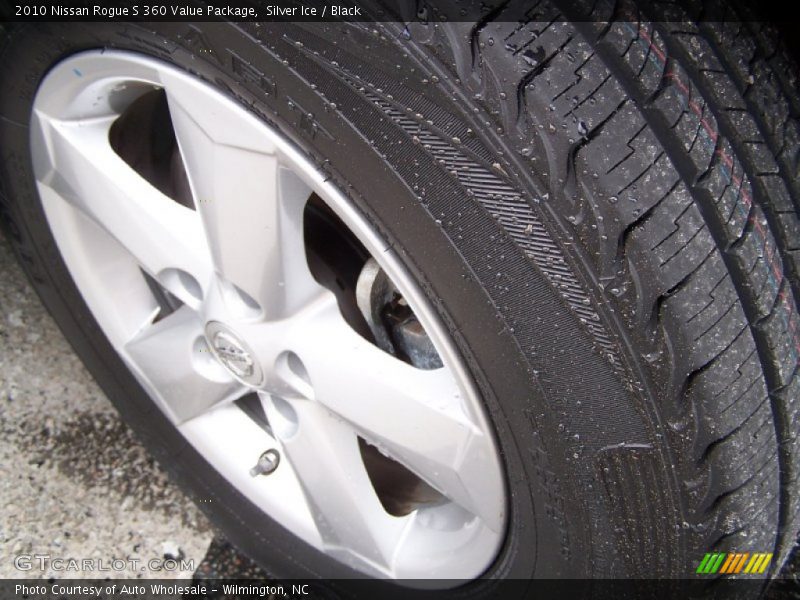 Silver Ice / Black 2010 Nissan Rogue S 360 Value Package