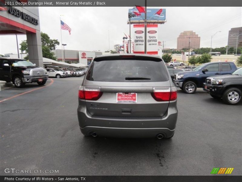 Mineral Gray Metallic / Black 2011 Dodge Durango Heat