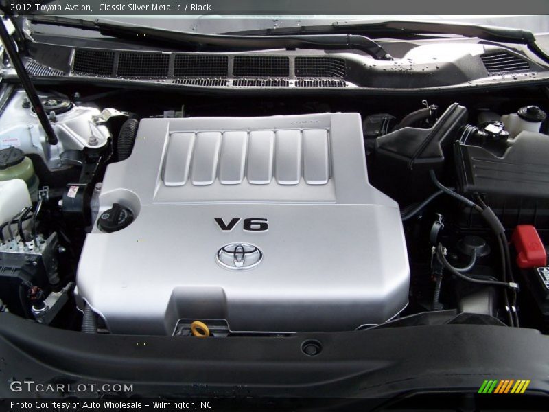 Classic Silver Metallic / Black 2012 Toyota Avalon