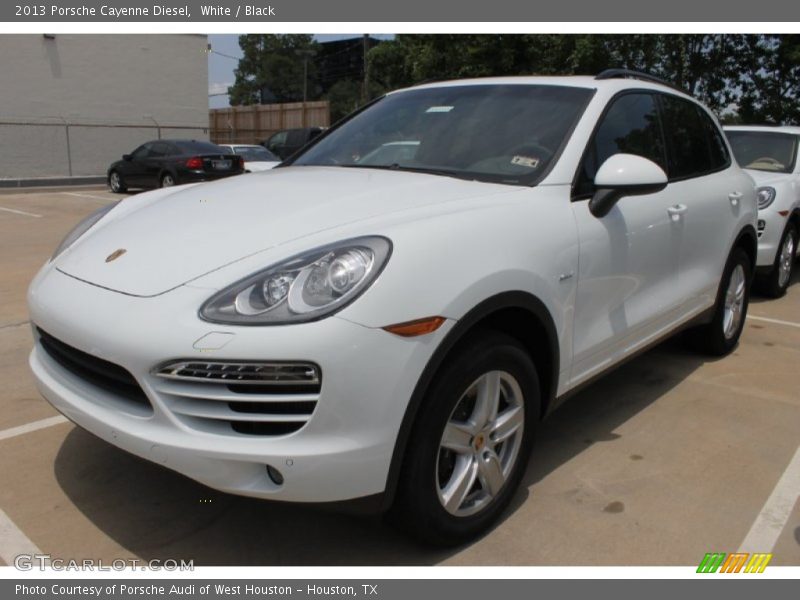 Front 3/4 View of 2013 Cayenne Diesel