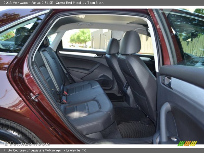 Opera Red Metallic / Titan Black 2013 Volkswagen Passat 2.5L SE