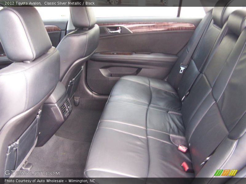Classic Silver Metallic / Black 2012 Toyota Avalon