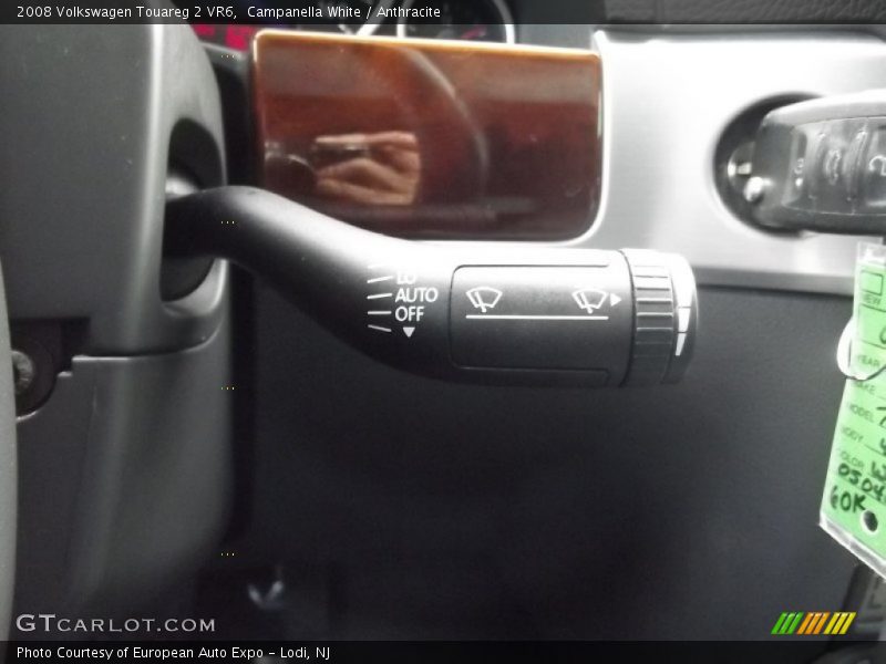Campanella White / Anthracite 2008 Volkswagen Touareg 2 VR6