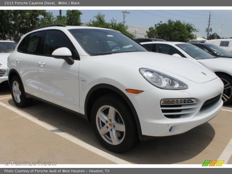 Front 3/4 View of 2013 Cayenne Diesel