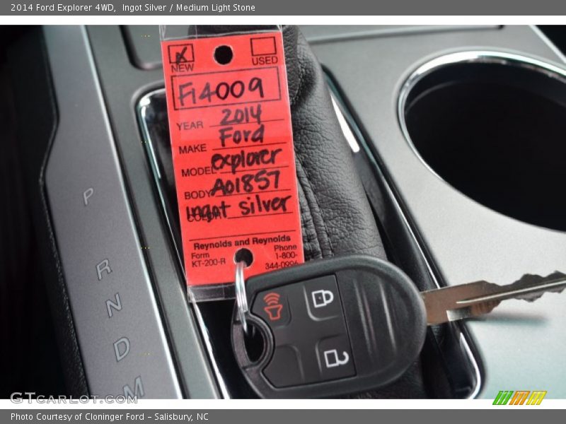 Ingot Silver / Medium Light Stone 2014 Ford Explorer 4WD